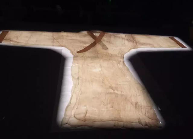 马王堆汉墓素纱襌衣